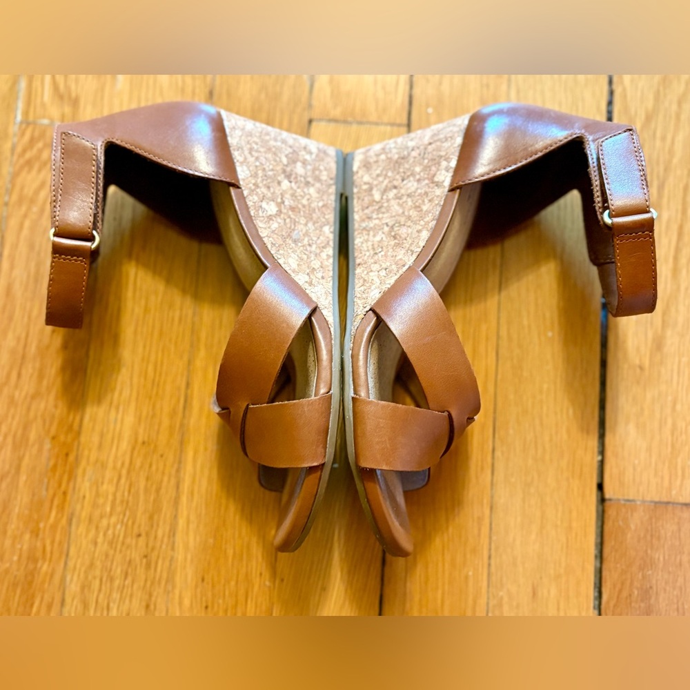 Clark’s “Margee” Stappy Wedge Sandals - Picture 6 of 10